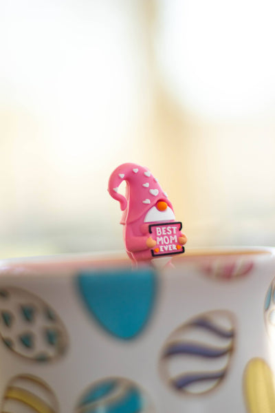 Best Mom Gnome | Floating Tea Infuser | Green Base | Pink