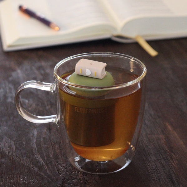 Beige Heart Book | Floating Tea Infuser | Green Base | Beige