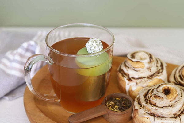 Hexagon | Floating Tea Infuser | Green Base | Herb Pattern