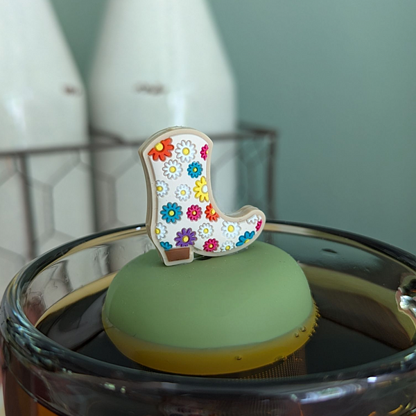 Floral Cowboy Boot | Floating Tea Infuser | Green Base
