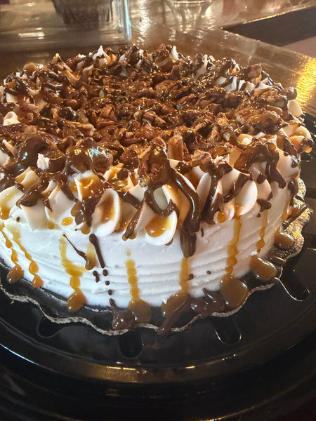 Gluten Free 8” Single Layer Cakes (Can be Dairy free and vegan) (cannot be shipped)