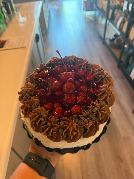 Gluten Free 8” Single Layer Cakes (Can be Dairy free and vegan) (cannot be shipped)