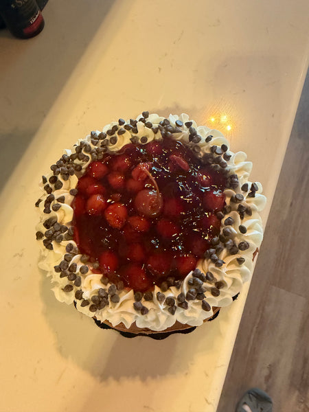 Gluten Free 8” Single Layer Cakes (Can be Dairy free and vegan) (cannot be shipped)