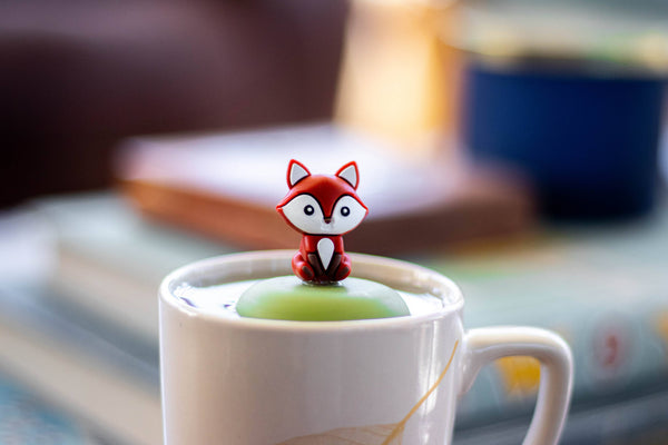 Red Fox | Floating Tea Steeper | Green Base | White Strip