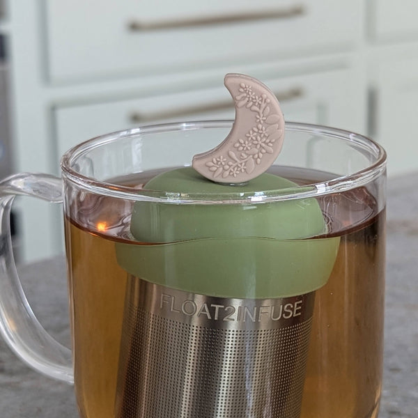 Beige Floral Crescent Moon |Floating Tea Infuser |Green Base