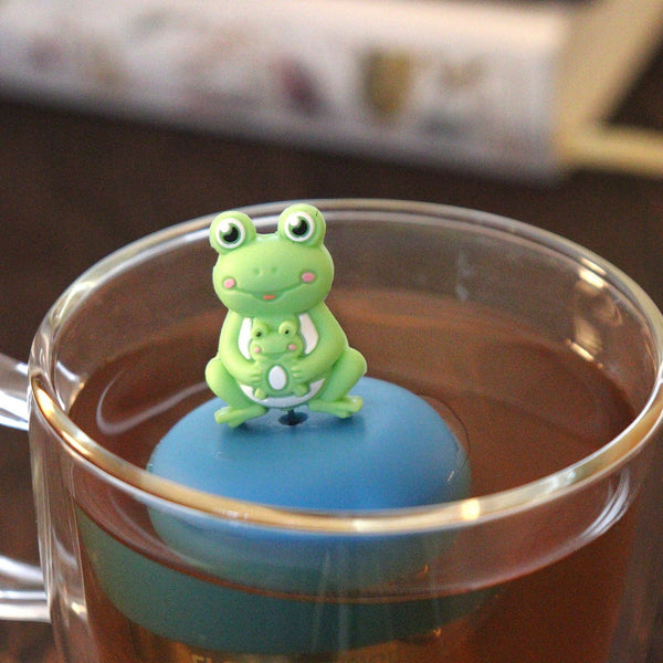 Mom & Baby Frog | Floating Tea Steeper | Blue Base | Green