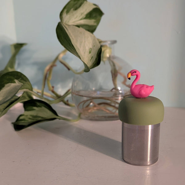 Flamingo | Floating Tea Steeper | Green Base | Pink